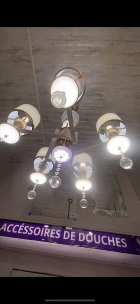 Suspension lumineuse design moderne