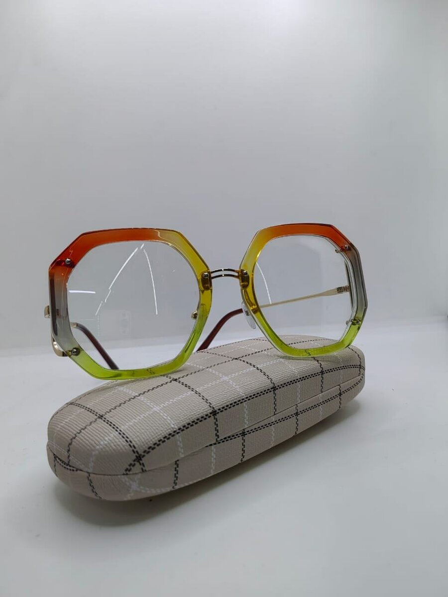 Lunettes hexagonales tendance