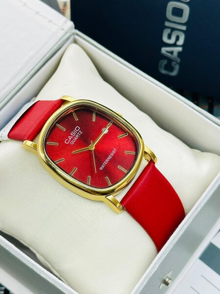 Montre Casio Quartz Colorée