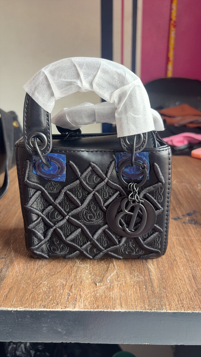 Sac à main en cuir Dior Lady