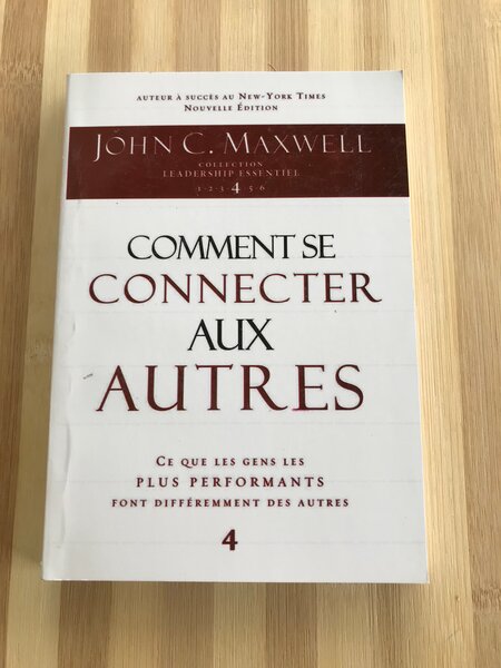 Livre: Connecter aux Autres