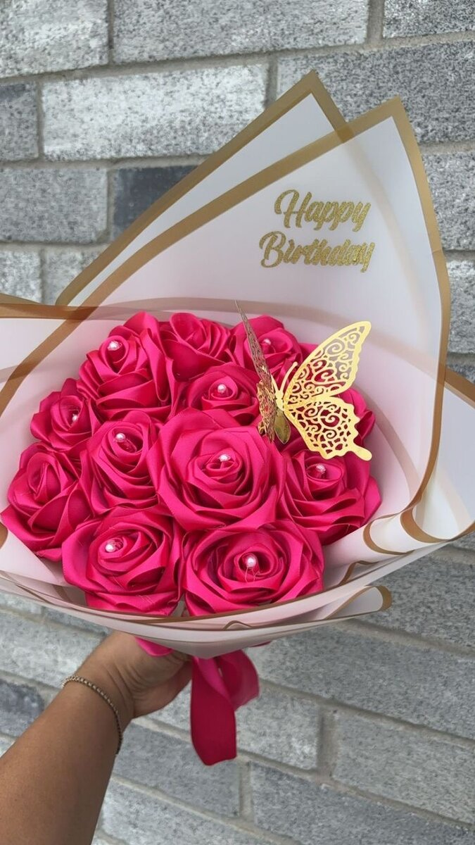 Bouquet de roses artificielles