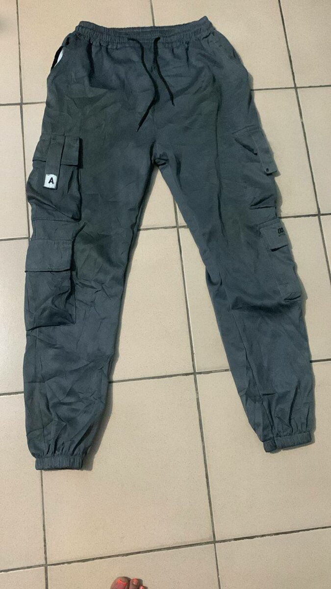 Pantalons cargo à motifs