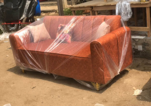 Canapé 3 places en velours rouge