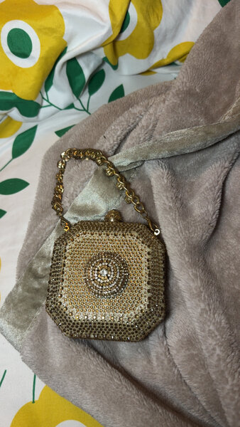 Pochette élégante strass