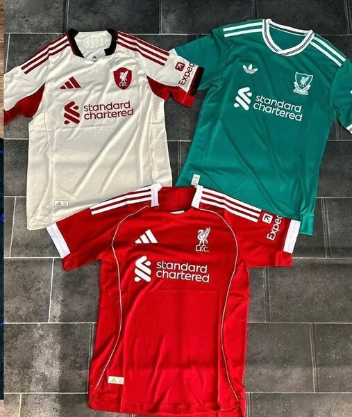 Maillot de football authentique