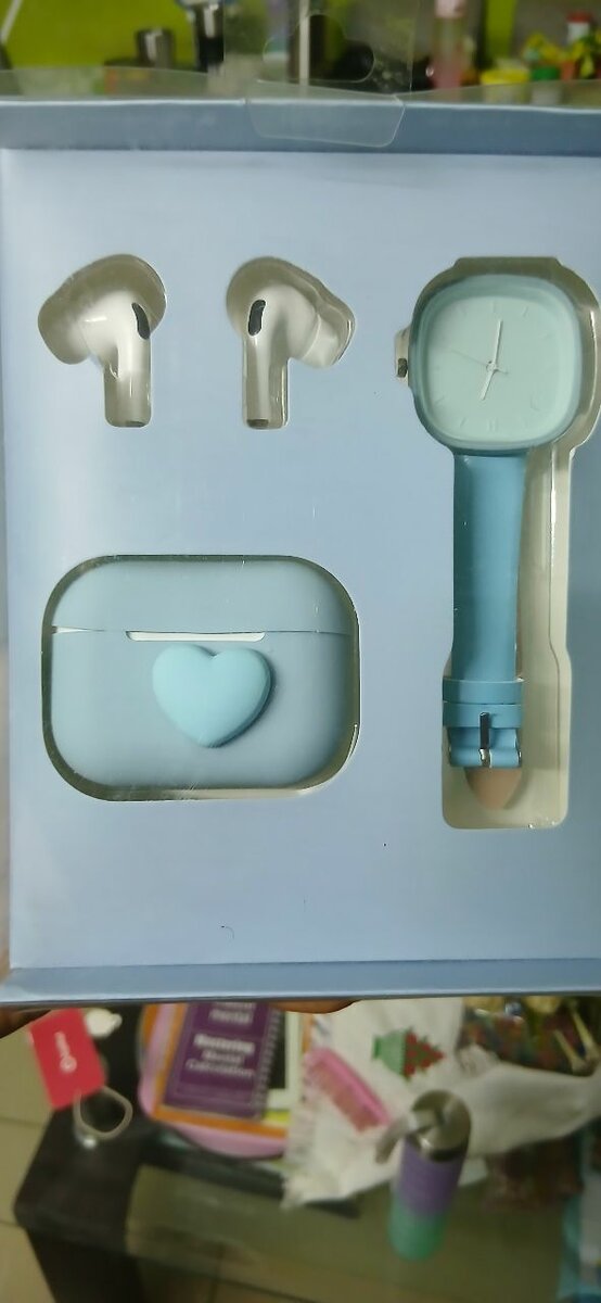 Ensemble montre et écouteurs kawaii