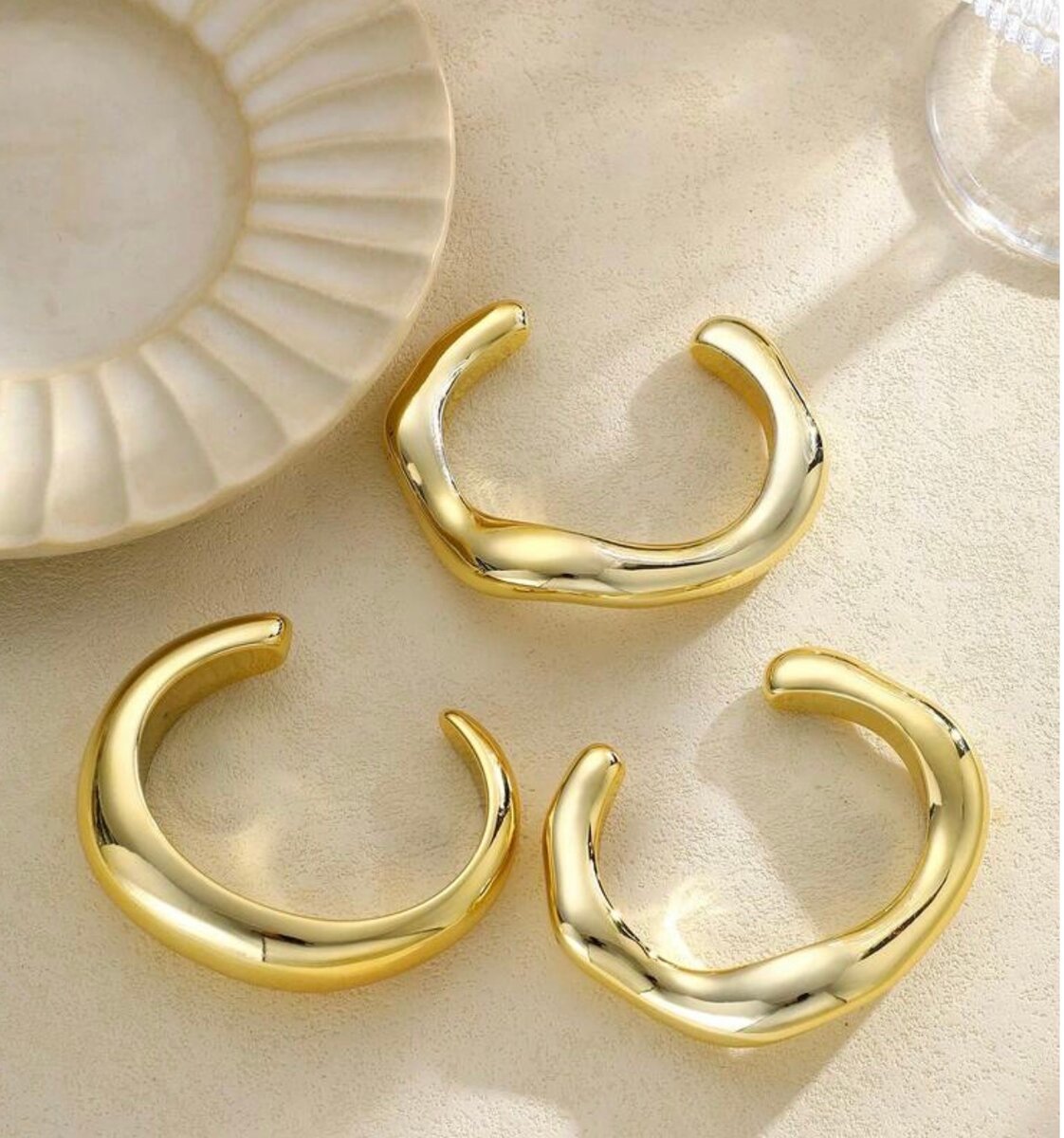 Bracelet manchette en or