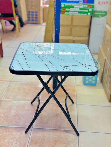 Table pliable moderne motif marbre