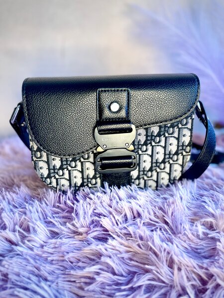 Sac à bandoulière élégante