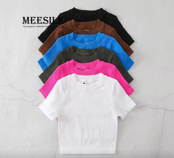 T-shirts courts colorés