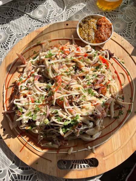 1 poulet grillé accompagné dat