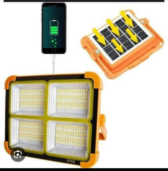 Lampe LED Solaire Étanche IP66