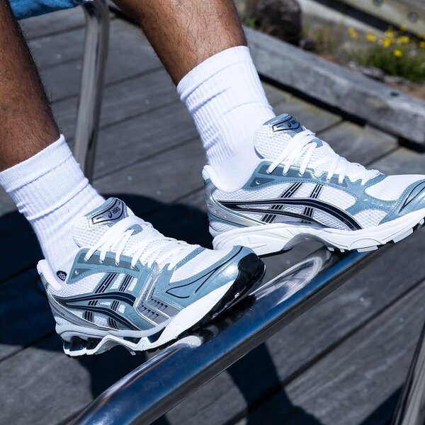 Chaussures de course Asics