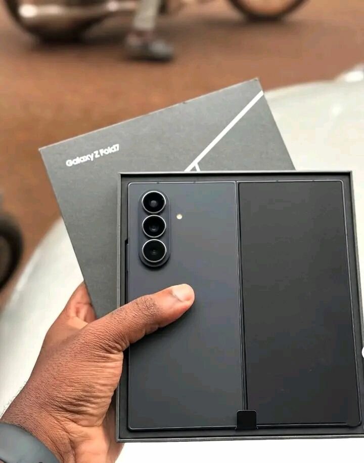 Téléphone portable Samsung Galaxy S23