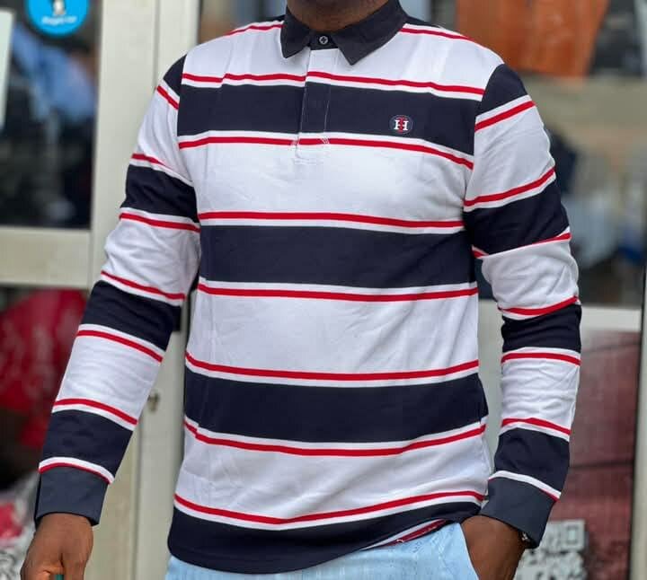 Polo à rayures élégantes
