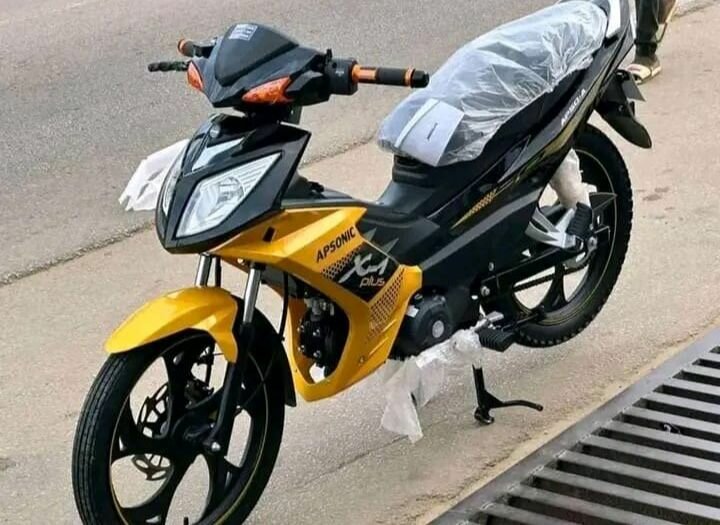 APSONIC moto jaune noire - Scooter