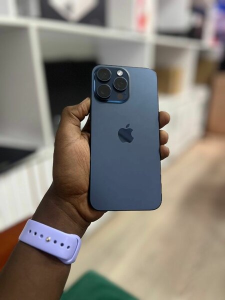 Apple iPhone 13  Pro Max Blue