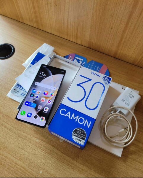 Tecno Camon 30