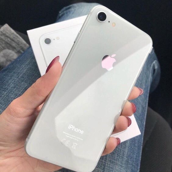 Apple iPhone 8