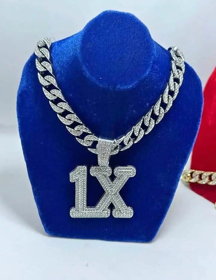 Collier en argent avec pendentif