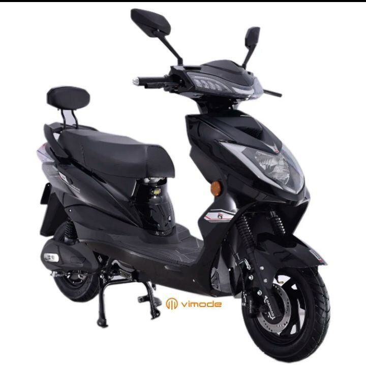 Scooter électrique moderne