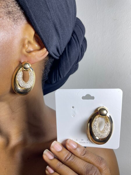 Boucles d'oreilles élégantes dorées