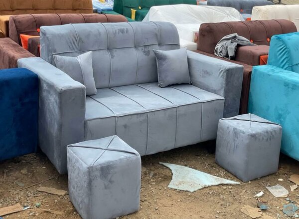 Canapé gris en velours