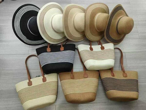 Ensemble sac et chapeau d'été