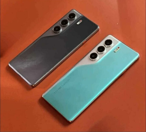 Smartphone Tecno Camon 40