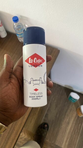 Le Caper Timeless Body Spray 200ml