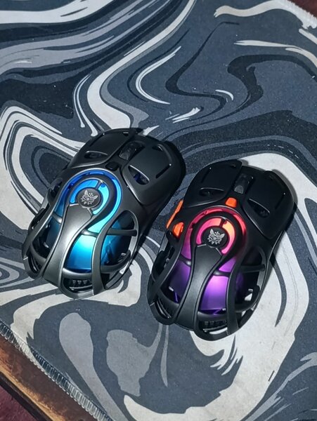 Souris Gaming Sans Fil RGB