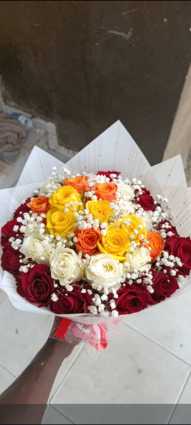 Bouquet de roses multicolores