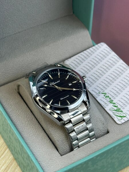 Montre homme en acier