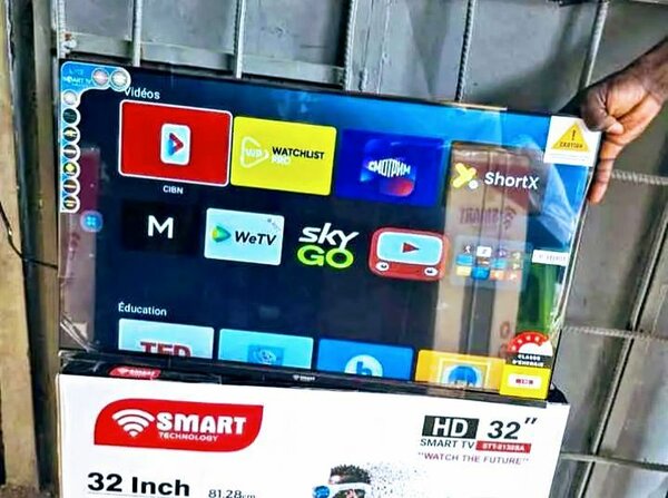 Téléviseur SMART TV 32 pouces HD
