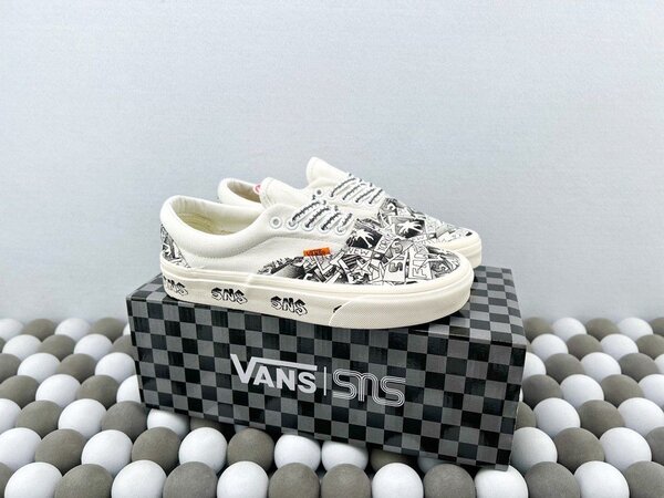 Baskets Vans dessin SNS