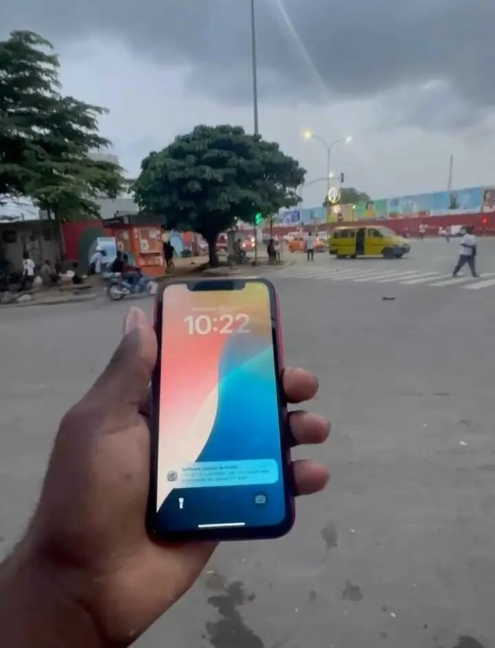 Apple iPhone XR Rouge