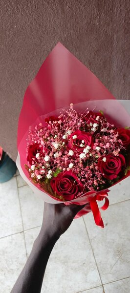 Bouquet de roses rouges élégantes