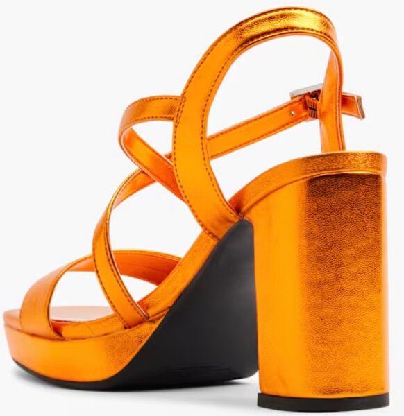 Sandales à talons hauts orange métallisé