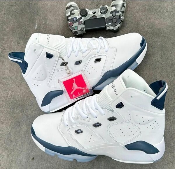 Chaussures Basket Hautes Jordan