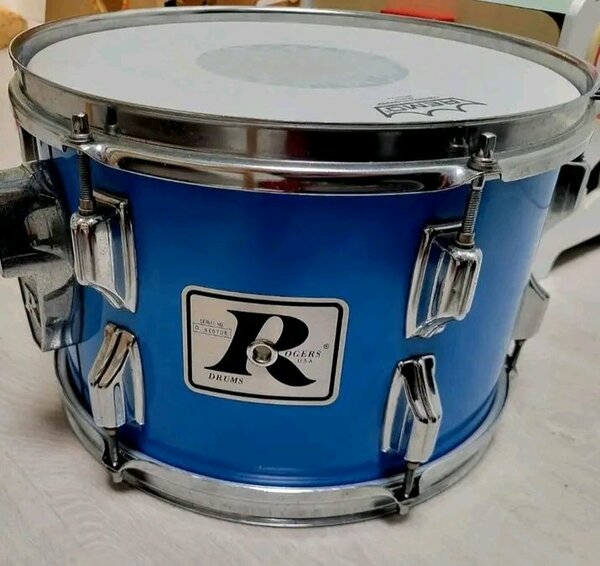 Caisse claire Rogers Drums