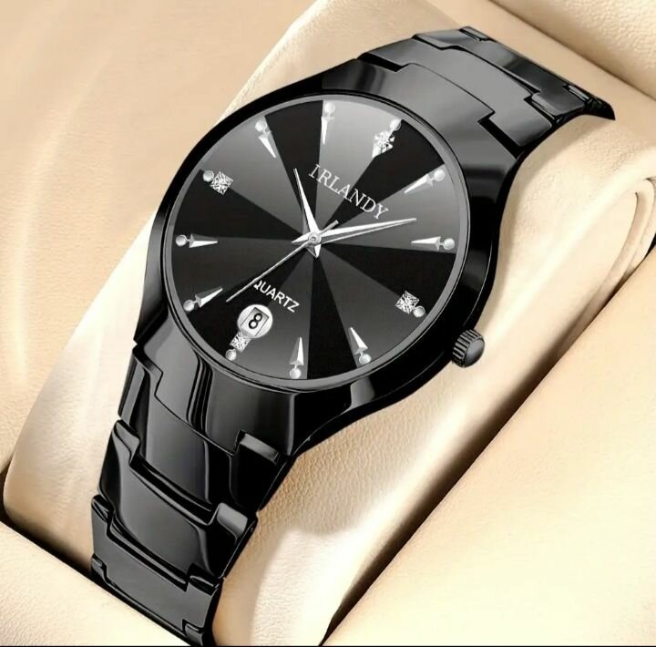 Montre élégante en acier