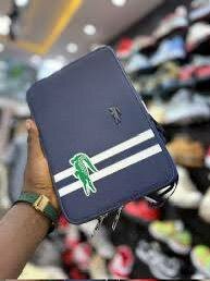 Sac Lacoste homme luxe