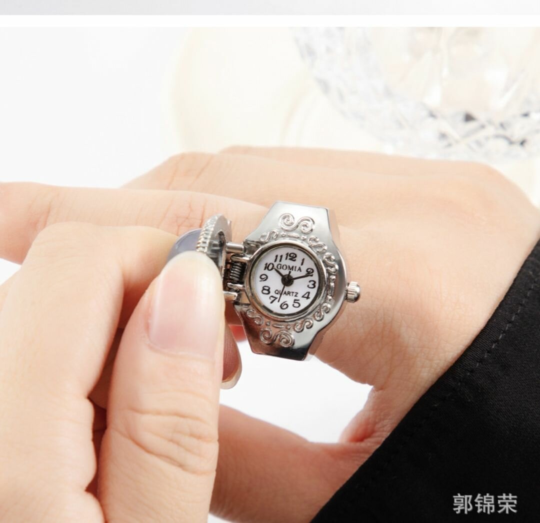 Montre blanche avec camee femme