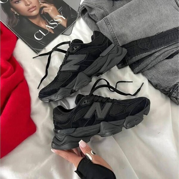 Chaussures New Balance noires femme