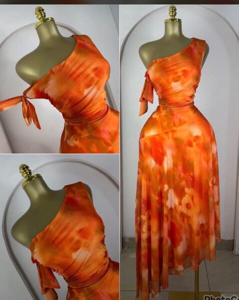 Robe d'été asymétrique