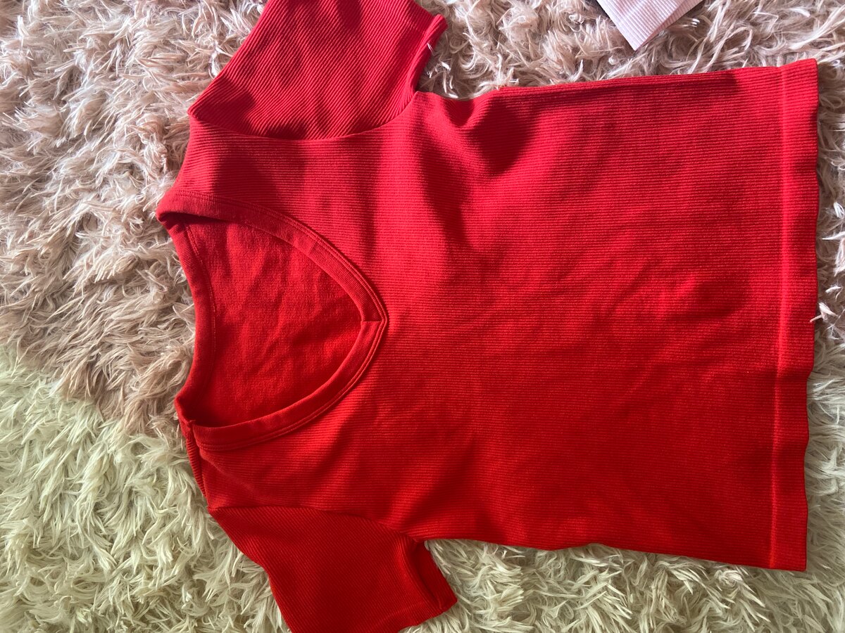 T-shirt col V femme en coton