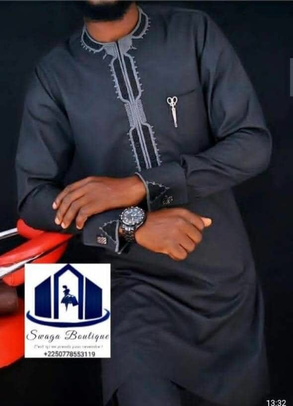 Tunique Homme Brodée Élégante