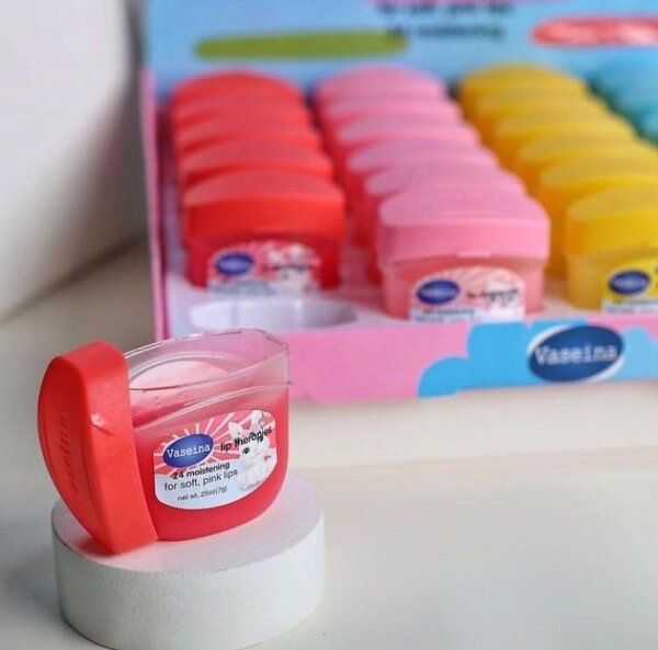 Baume à lèvres hydratant coloré