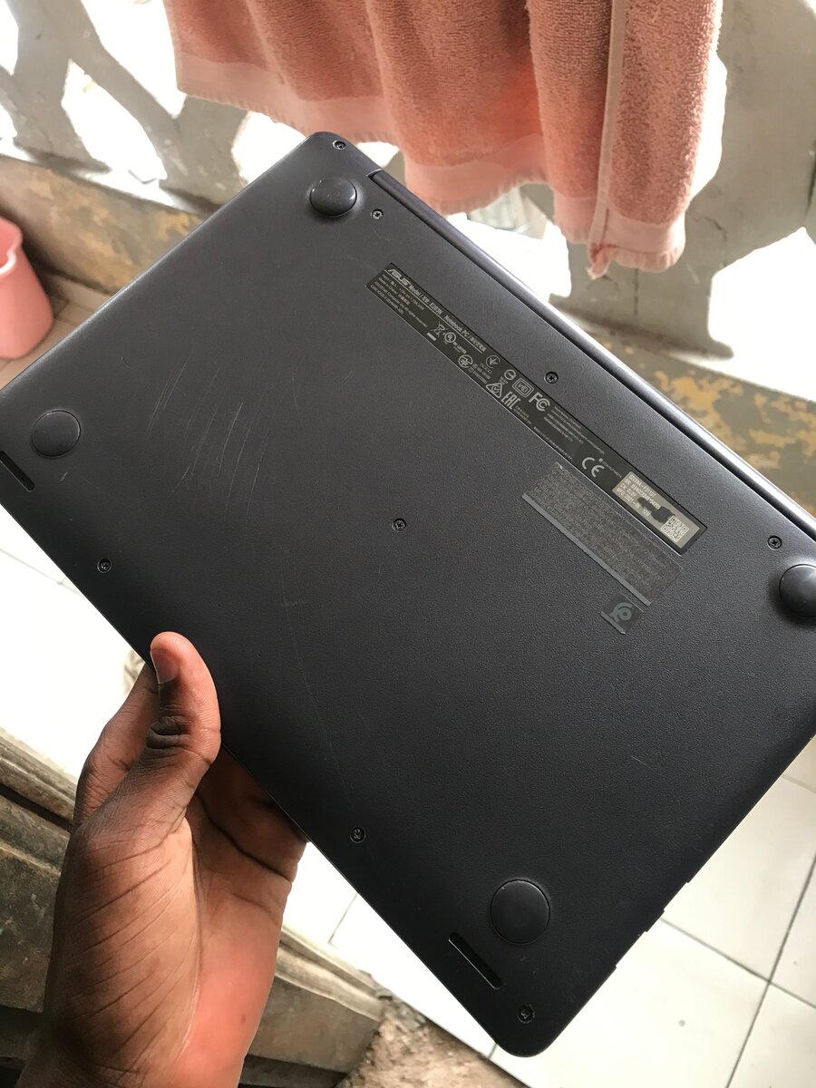 Ordinateur Portable ASUS 14"